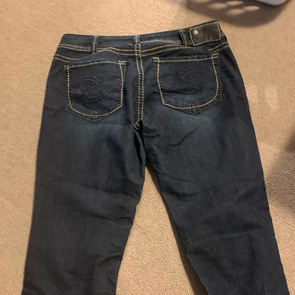 Silver capris jeans size 30 excellent condition - Picture 2 of 3